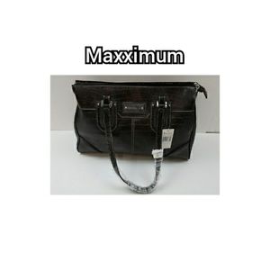 Maxximum shoulder purse